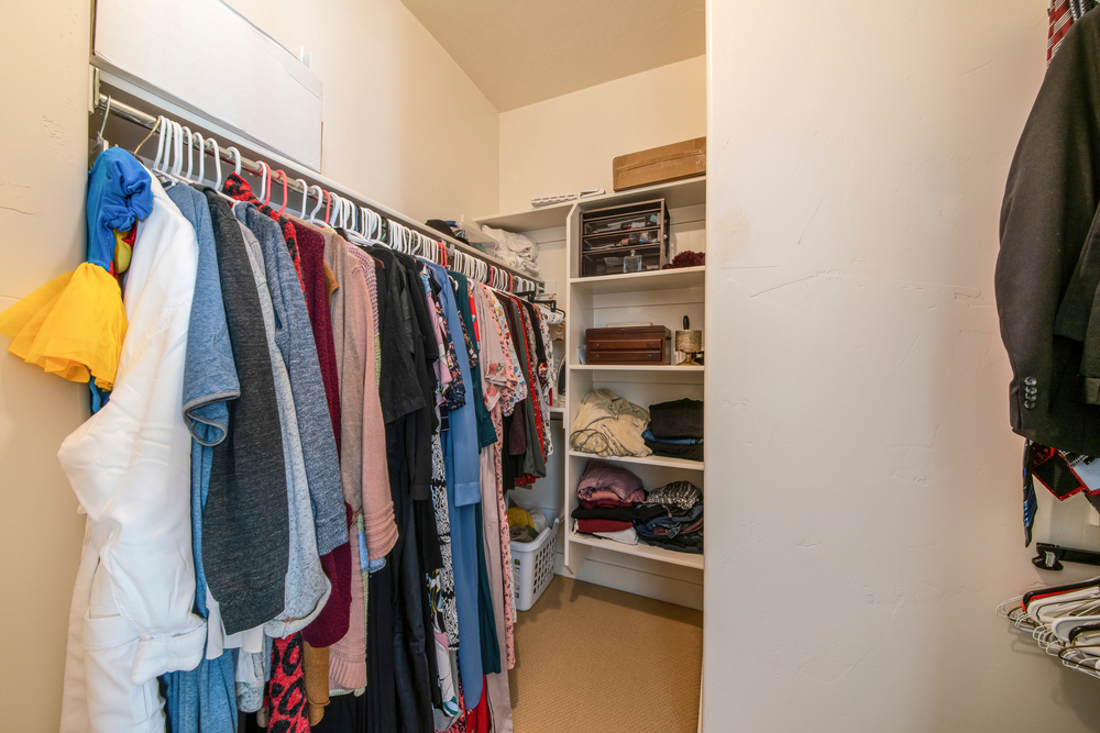 Efficient Organization Tips for Small Closets