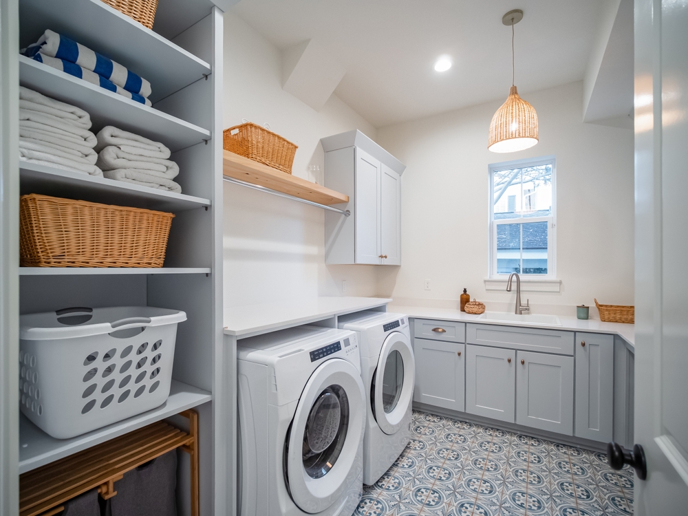 Optimize Your Small Laundry Room with Effective Organization Tips